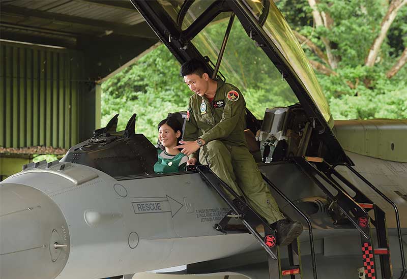 oct16_kids-rsaf1