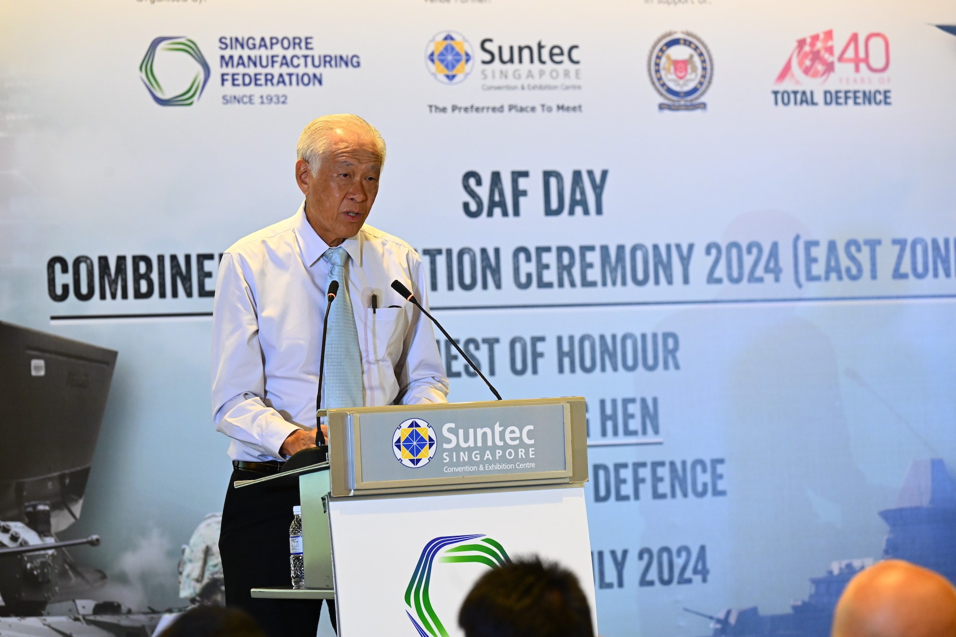 重申对保卫新加坡的承诺